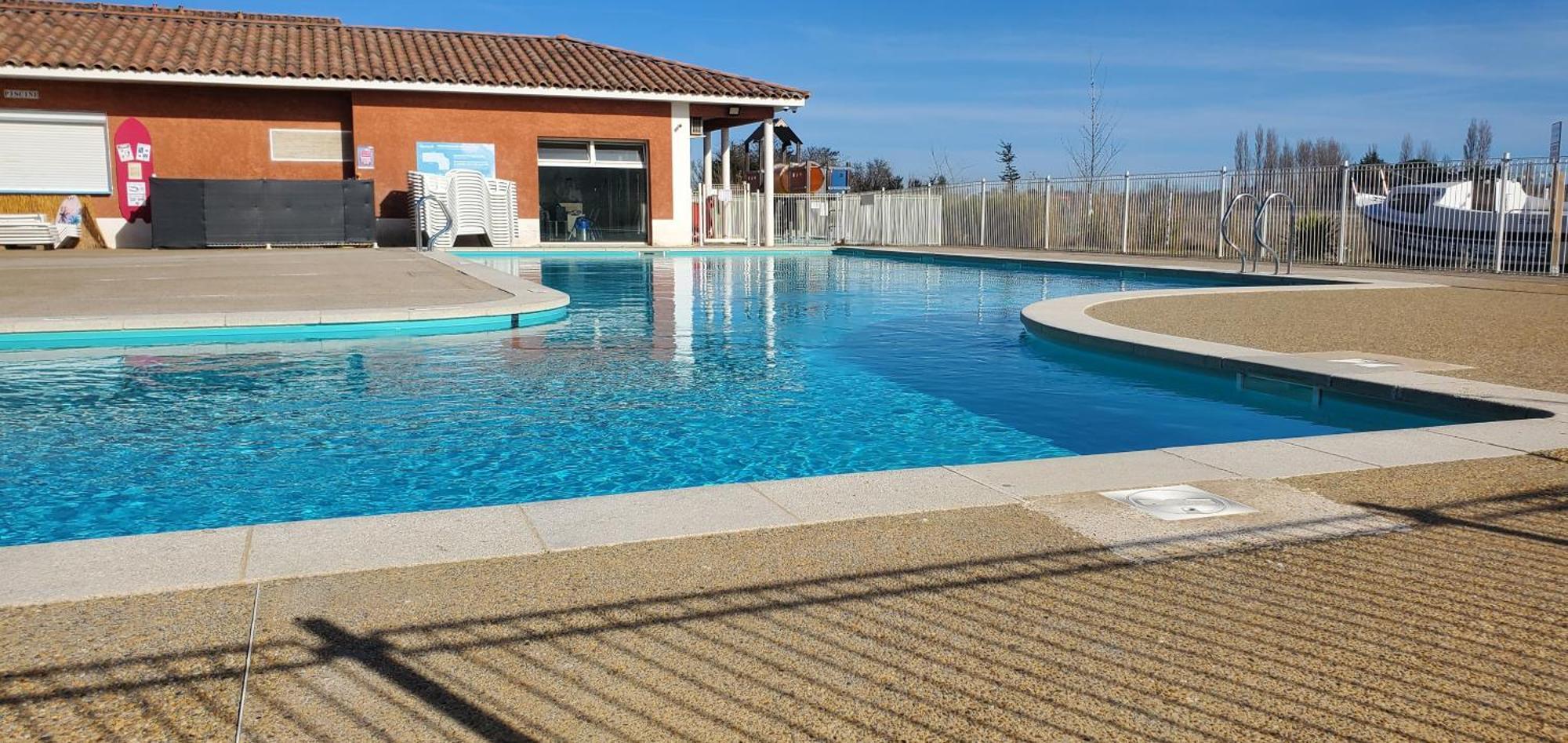 Le Canal Climatisation Wi-fi Parking Jardin Piscine 15 Mn De Beziers *