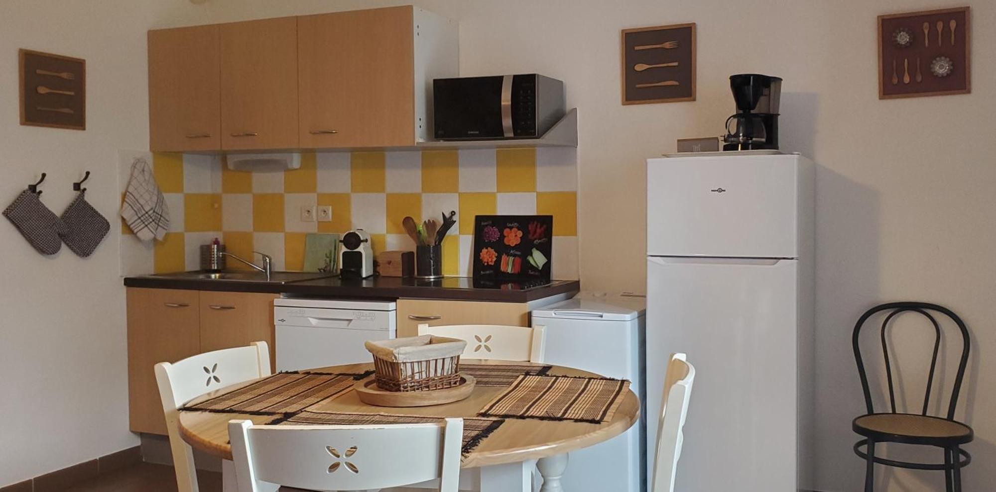 Holiday home Le Canal Climatisation Wi-fi Parking Jardin Piscine 15 Mn De Beziers
